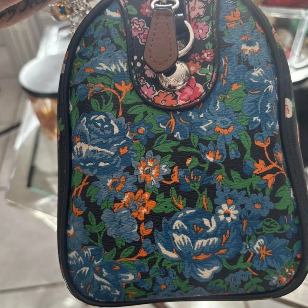 Read First Before Purchasing!!! Coach Mini Bennett Satchel - Picture 4 of 6